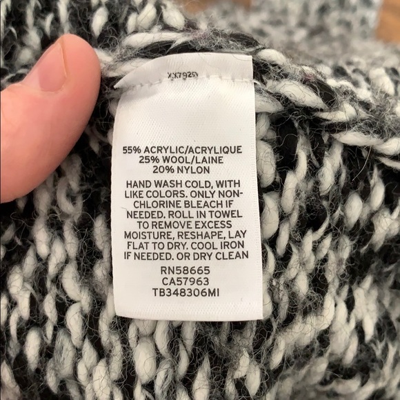 Treasure & Bond Chunky Tunic Turtleneck Sweater - Picture 7 of 7